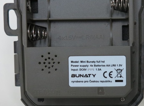 Fotopast BUNATY Mini FullHD + 16GB SD karta, 4ks baterií, polohovací zařízení a doprava ZDARMA!