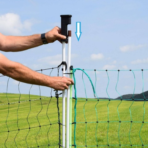 Vchodová branka k elektrické ohradníkové síti, výška 112 cm, šířka 120 cm, dvojitý hrot