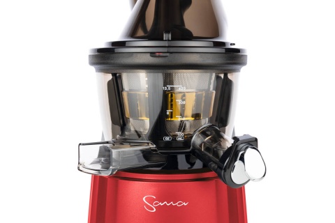 Sana Juicer 868 - vertikální šnekový odšťavňovač, červená