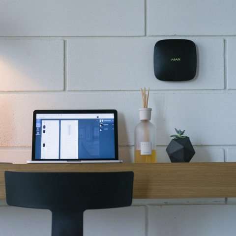 Ajax Hub Plus black (11790)