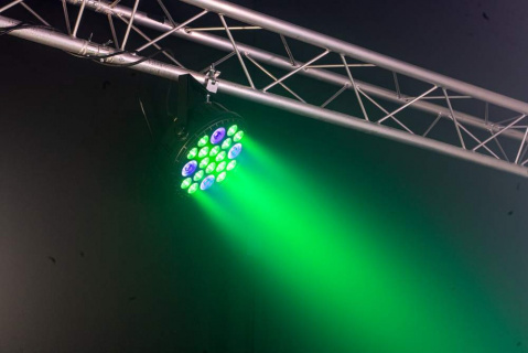BIGPAR-16RGBW4UV IBIZA LED Světlo