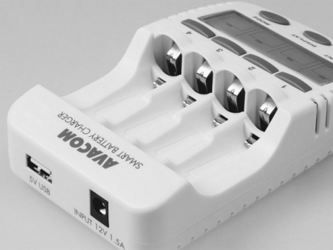 2N IP Verso, rám pro instalaci na povrch - 3 moduly černý