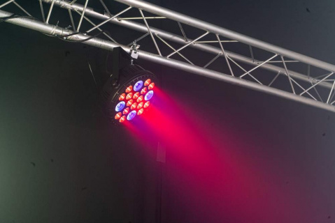 BIGPAR-16RGBW4UV IBIZA LED Světlo
