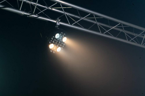 BIGPAR-16RGBW4WWCW IBIZA LED Světlo