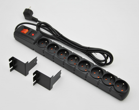 CSRAB-RPX2 - 19" napájecí panel, 1U, 8x 230 V, přepěťová ochrana, vypínač