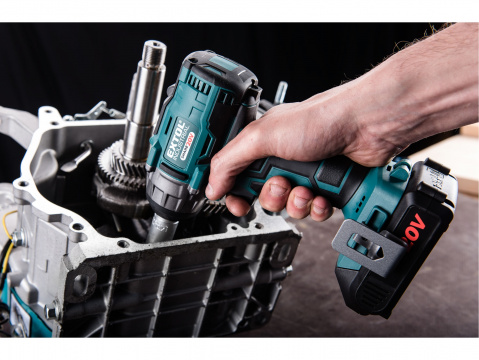 EXTOL INDUSTRIAL utahovák rázový 1/2“ aku SHARE20V, 250Nm, 20V Li-ion, 2000 mAh
