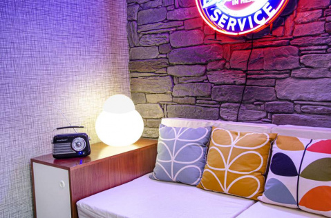 FREESOUND-VR40B Madison Retro rádio