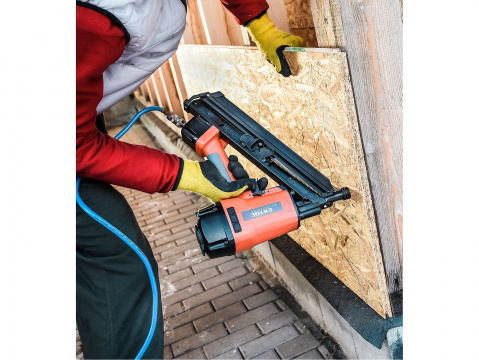 Hřebíkovačka pneumatická na konstrukce Extol Premium NF2