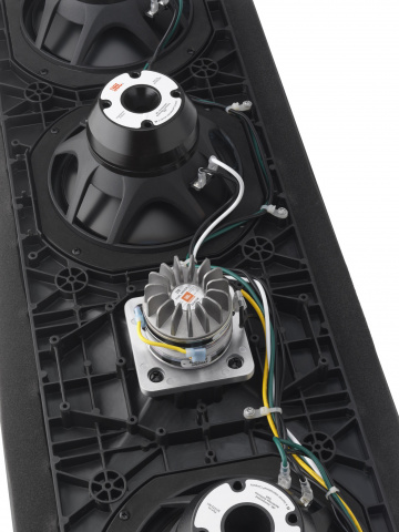 JBL Synthesis SCL-2 - 2,5-pásmový vestavný  reproduktor, 3 x 8", 450 W