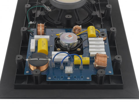 JBL Synthesis SCL-4 - 2-pásmový vestavný  reproduktor, 7", 300 W