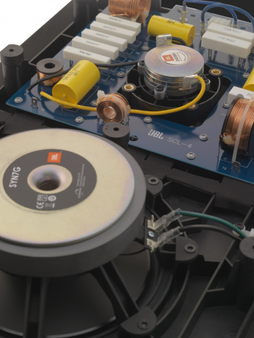 JBL Synthesis SCL-4 - 2-pásmový vestavný  reproduktor, 7", 300 W