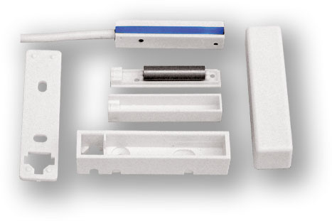 MAS-303.6 - bílá - povrch.- polariz., 4vodič, kabel 6m