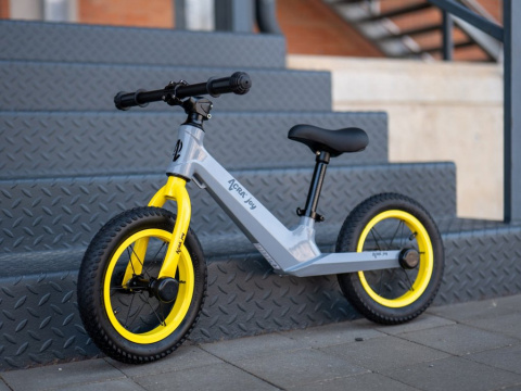 odrážedlo Acra Joy Shark