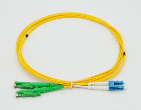 OPC-811 E2000-LC SM 9/125 2M - patch kabel, E2000/APC-LC/UPC, duplex, SM 9/125, 2 m