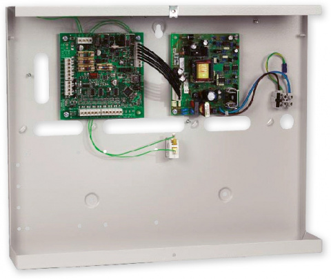 P026-B - zdroj 2,75A + A158 v boxu plech