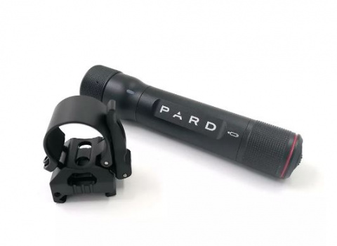 Přísvit PARD TL3-850 Předváděcí kus chybí objímka