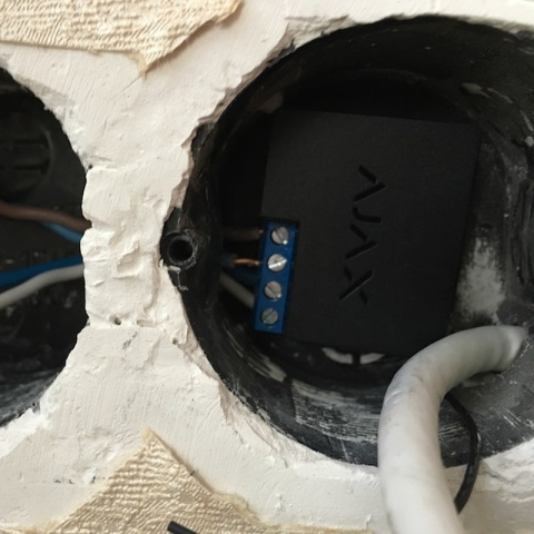 Relé Ajax WallSwitch, černý
