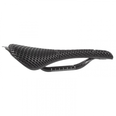sedlo anatomické 3D CARBON černé