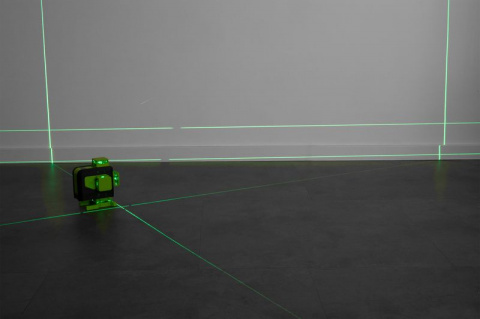 STREND PRO 904DG Křížový laser 3D 360° zelený paprsek, samonivelační, 30/50m, dál. ovladač