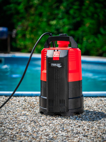 STREND PRO MI550CW Ponorné čerpadlo na čistou vodu, 550W,10000 l/h integrovaný plovák