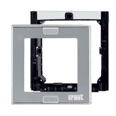 Upevňovací a krycí rámeček Alphatech 1148/61 pro jeden modul