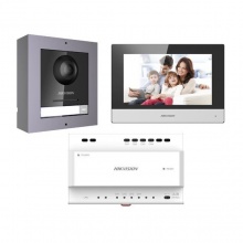 DS-KIS702 Hikvision - kit videotelefonu, 2-drát, bytový monitor + dveřní stanice + napájecí zdroj