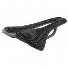 sedlo anatomické 3D CARBON černé